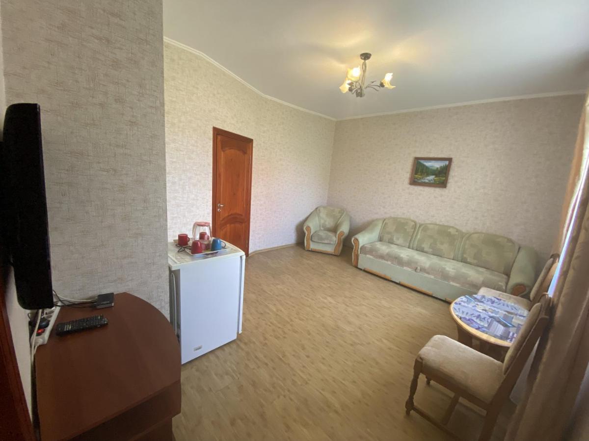 Edelweiss Hotel Polyana  Eksteriør billede