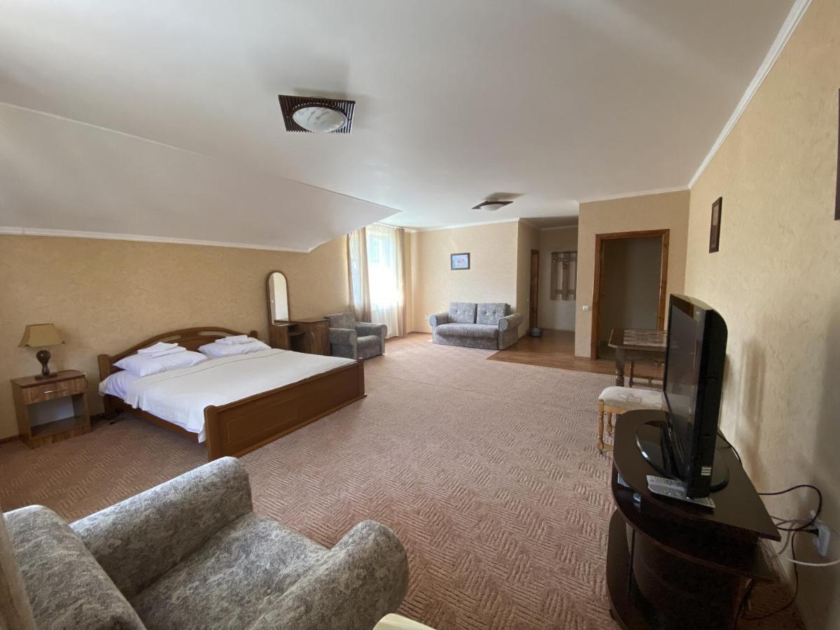Edelweiss Hotel Polyana  Eksteriør billede